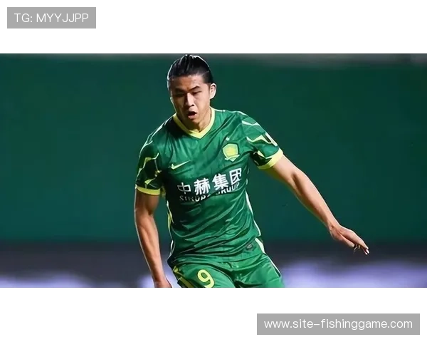 张玉宁任新国足第一队长，资历与效率引发外界热议